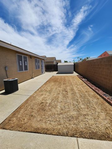 7312 Del Prado Way, Sacramento, CA 95828