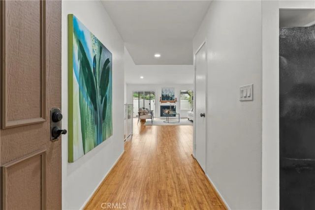 20038 Avenue Of The Oaks, Newhall, CA 91321