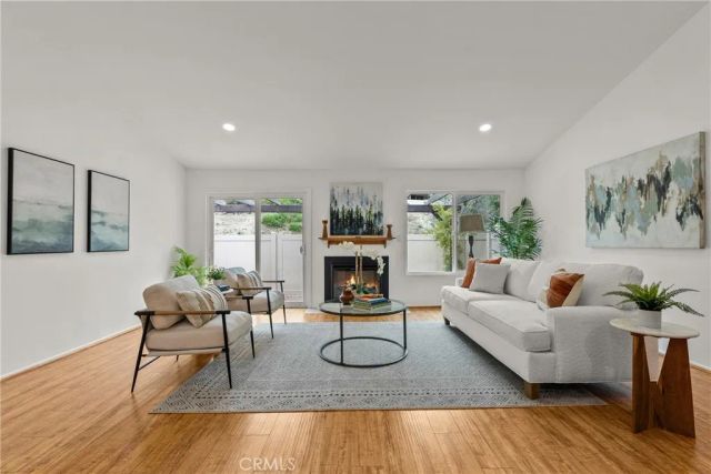 20038 Avenue Of The Oaks, Newhall, CA 91321