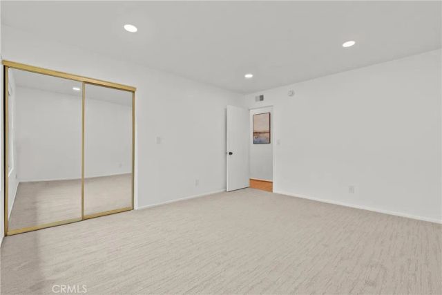 20038 Avenue Of The Oaks, Newhall, CA 91321