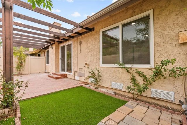 20038 Avenue Of The Oaks, Newhall, CA 91321