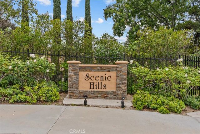 20038 Avenue Of The Oaks, Newhall, CA 91321