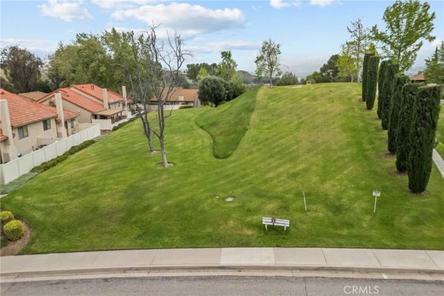 20038 Avenue Of The Oaks, Newhall, CA 91321