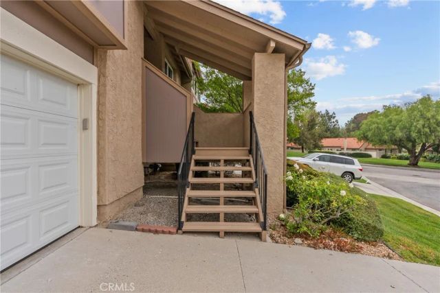20038 Avenue Of The Oaks, Newhall, CA 91321