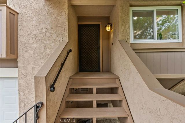20038 Avenue Of The Oaks, Newhall, CA 91321