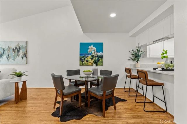 20038 Avenue Of The Oaks, Newhall, CA 91321