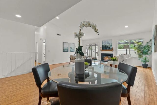 20038 Avenue Of The Oaks, Newhall, CA 91321