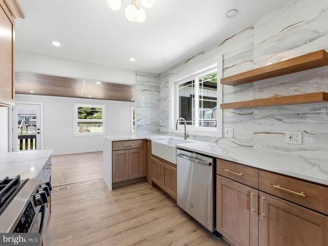 513 JEFFERSON ST, Riverside, NJ 08075