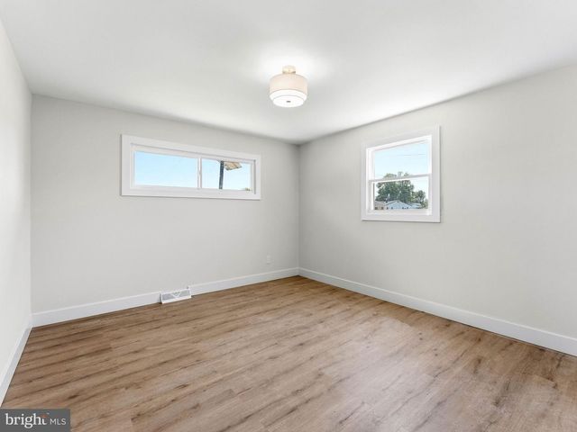 513 JEFFERSON ST, Riverside, NJ 08075