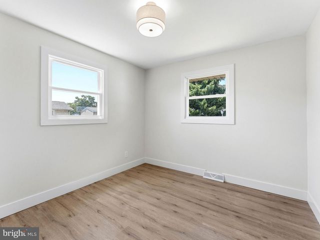 513 JEFFERSON ST, Riverside, NJ 08075