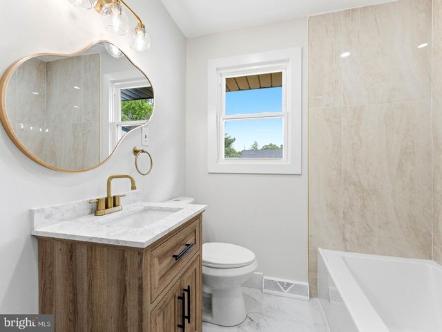 513 JEFFERSON ST, Riverside, NJ 08075