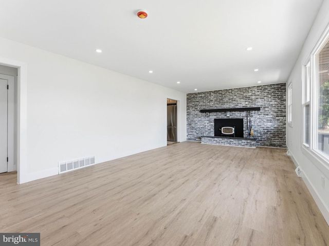 513 JEFFERSON ST, Riverside, NJ 08075