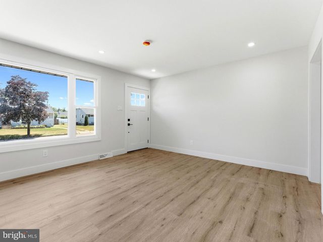 513 JEFFERSON ST, Riverside, NJ 08075
