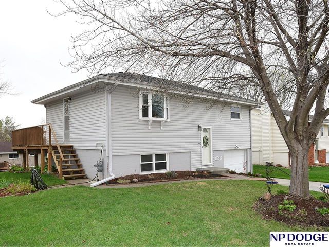 11217 X Street, Omaha, NE 68137