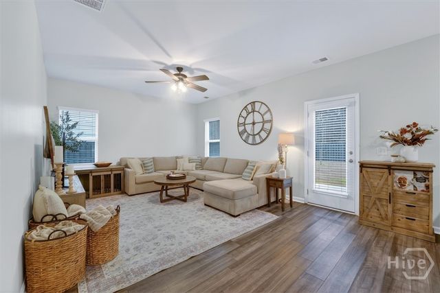 1273 Waybridge Way, Richmond Hill, GA 31324