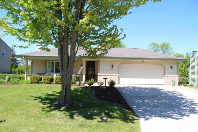 N77W15970 Settlers COURT, Menomonee Falls, WI 53051
