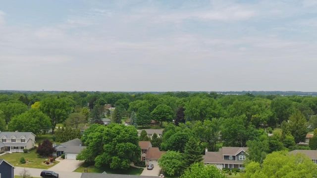 N77W15970 Settlers COURT, Menomonee Falls, WI 53051