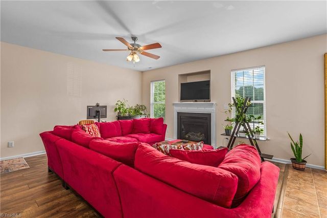 104 Hidden Branches Court, Kernersville, NC 27284
