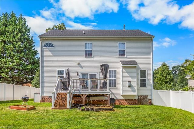 104 Hidden Branches Court, Kernersville, NC 27284