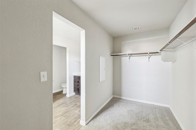 210 Seaholm LN, Hutto, TX 78634