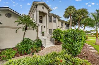5015 MARINA COVE DR 203, Naples, FL 34112