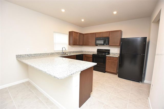 622 MANCHESTER PATH, Dundee, FL 33838