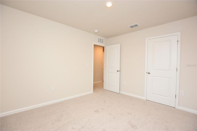 622 MANCHESTER PATH, Dundee, FL 33838