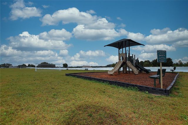 622 MANCHESTER PATH, Dundee, FL 33838