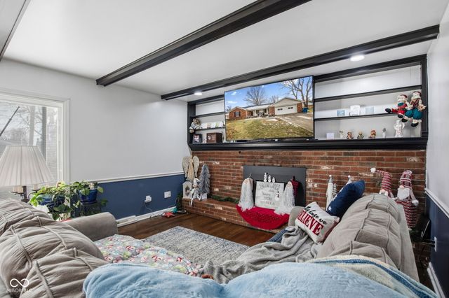 7515 W St Clair Street, Indianapolis, IN 46214