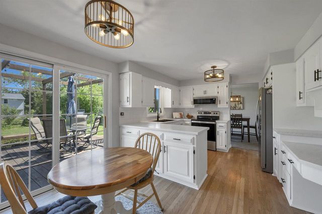 373 KENNEY STREET, Green Bay, WI 54301