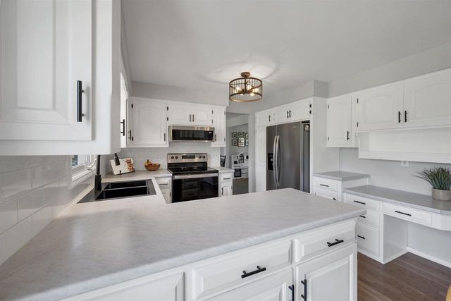 373 KENNEY STREET, Green Bay, WI 54301