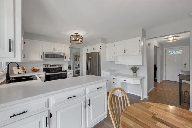 373 KENNEY STREET, Green Bay, WI 54301