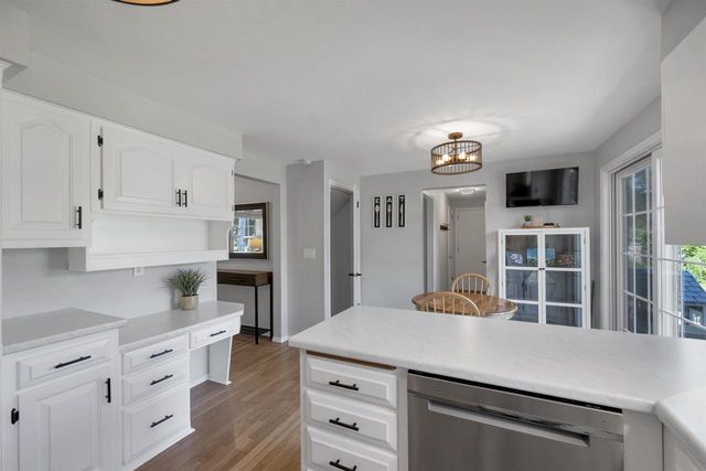 373 KENNEY STREET, Green Bay, WI 54301