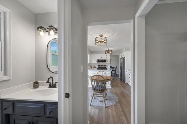 373 KENNEY STREET, Green Bay, WI 54301