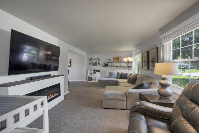 373 KENNEY STREET, Green Bay, WI 54301
