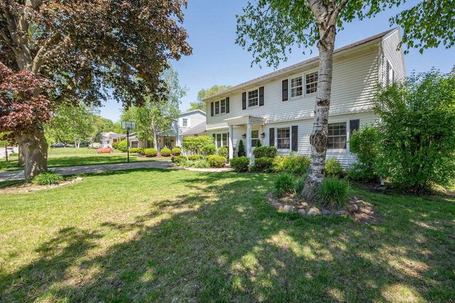 373 KENNEY STREET, Green Bay, WI 54301