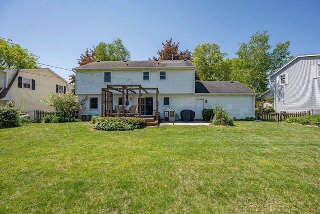 373 KENNEY STREET, Green Bay, WI 54301