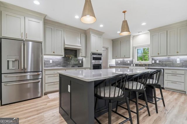 1351 Aqua Road, Madison, GA 30650