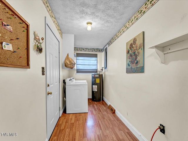 429 Dogwood Heights Drive, Tazewell, TN 37879