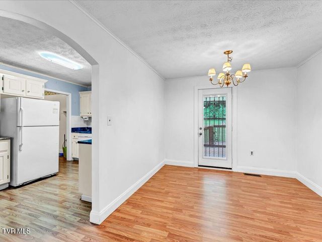 429 Dogwood Heights Drive, Tazewell, TN 37879