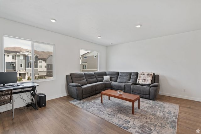 3913 N EAGLE POINTE LN, Eagle Mountain, UT 84005