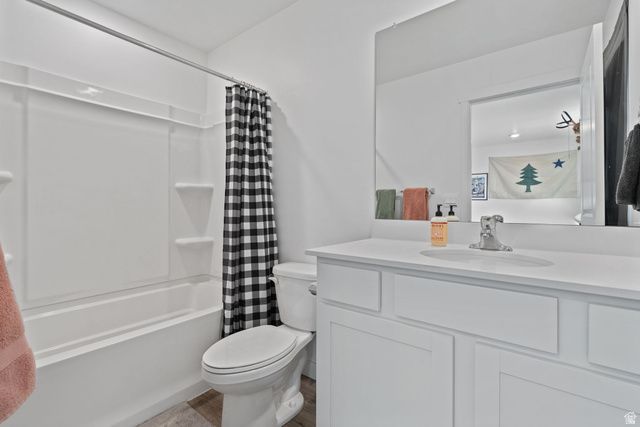 3913 N EAGLE POINTE LN, Eagle Mountain, UT 84005
