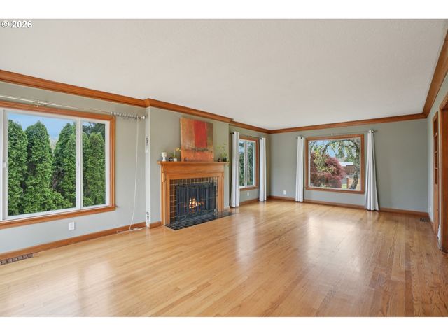 1670 Nw 119TH Ave, Portland, OR 97229