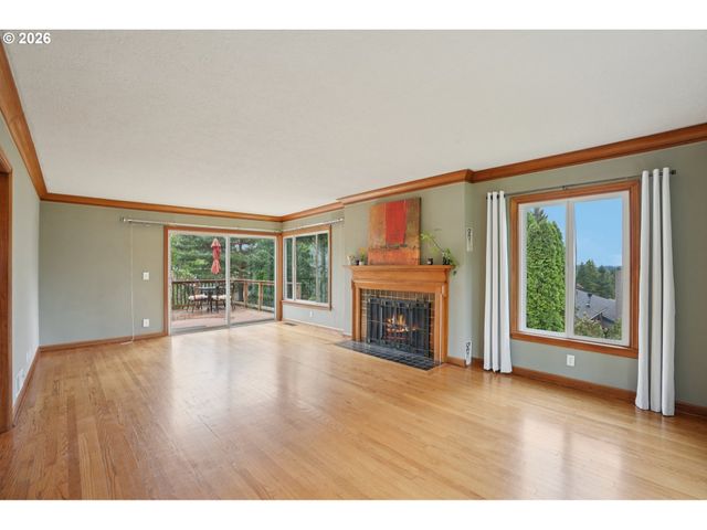 1670 Nw 119TH Ave, Portland, OR 97229