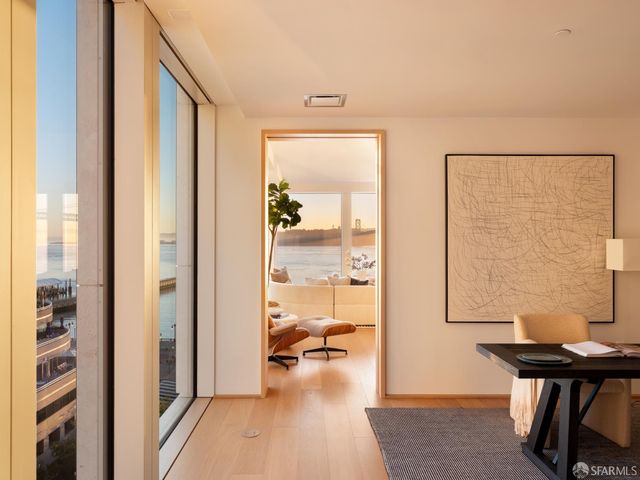 1 Steuart Lane 906, San Francisco, CA 94105