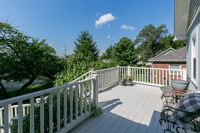 1703 S Shore Drive, Moline, IL 61265