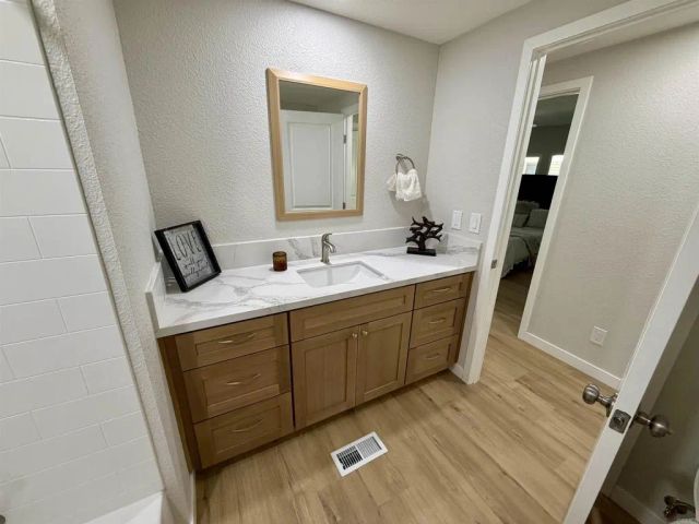 8301 Mission Gorge 233, Santee, CA 92071