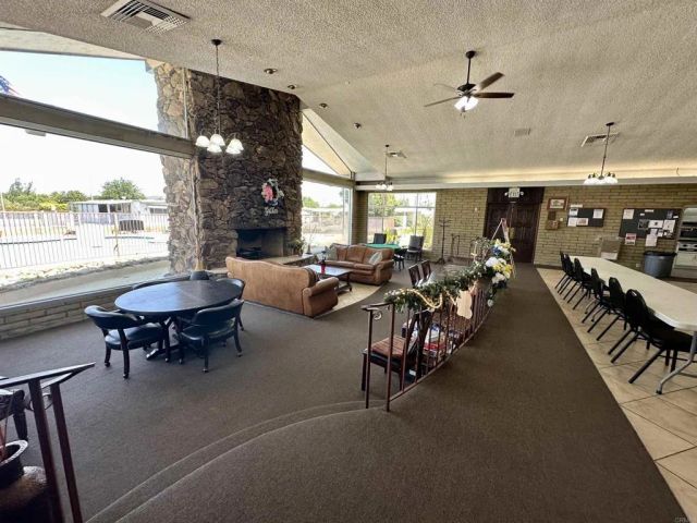 8301 Mission Gorge 233, Santee, CA 92071