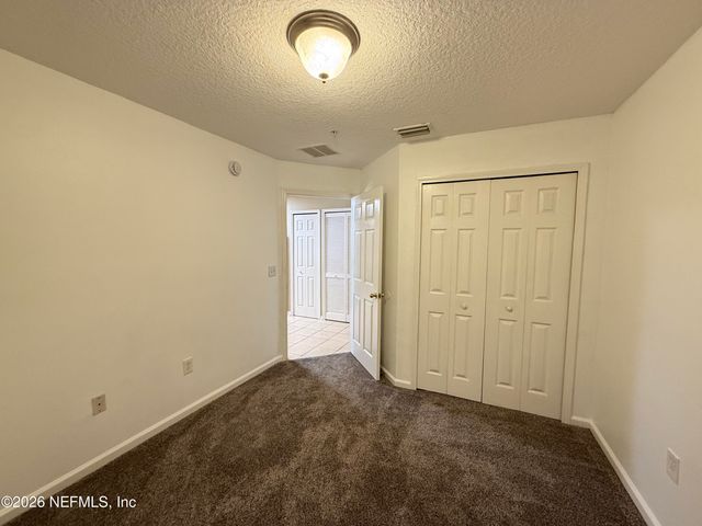 6105 MAGGIES Circle 113, Jacksonville, FL 32244