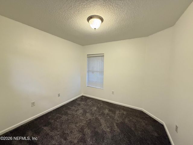 6105 MAGGIES Circle 113, Jacksonville, FL 32244